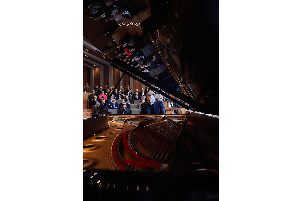 Sebastian Knauer, Pianist
