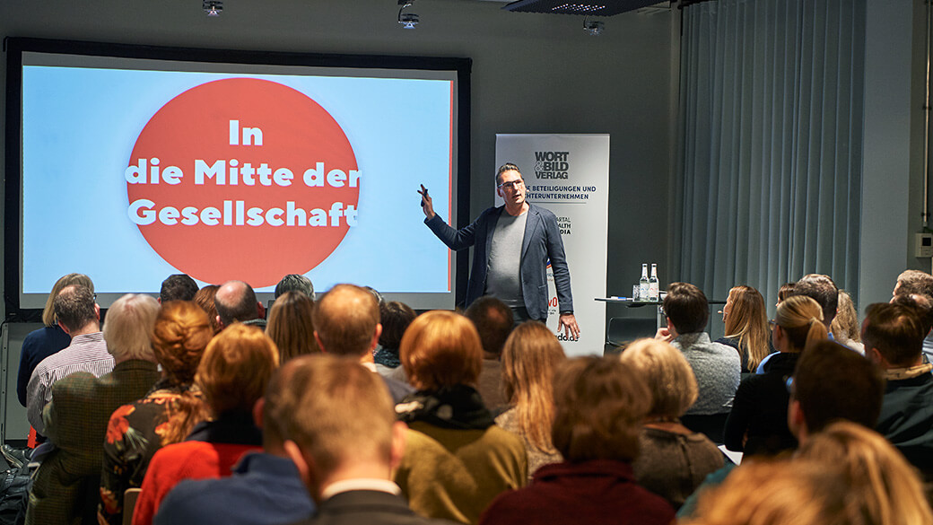 Im Dialog in Nürnberg am 13.11.2019 | Wort & Bild Verlag