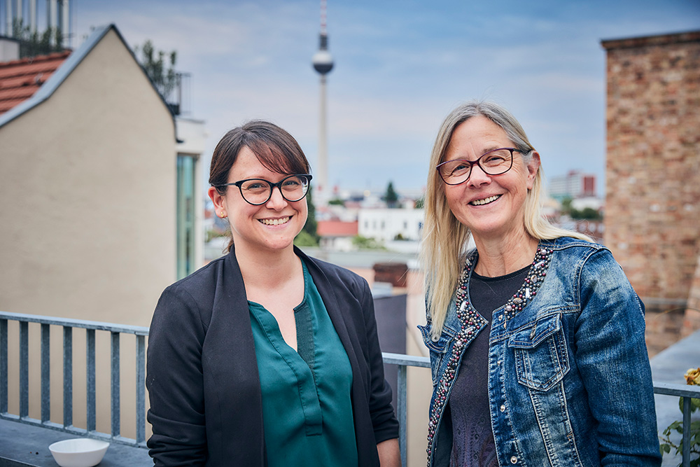 von links: Julia Vogt, Prof. Dr. Monika Schreiner, beide IGZ Berlin