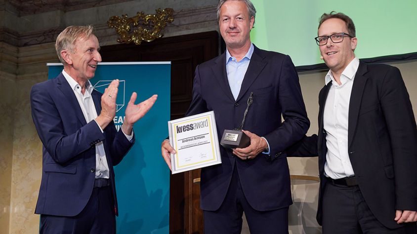 „Andreas Arntzen hat die Blutgruppe Digital Positiv“ Wort & Bild Verlag